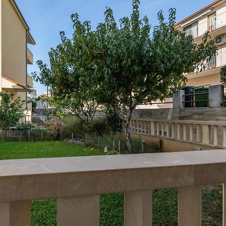 אומיס Apartment Duce 5973B מראה חיצוני תמונה