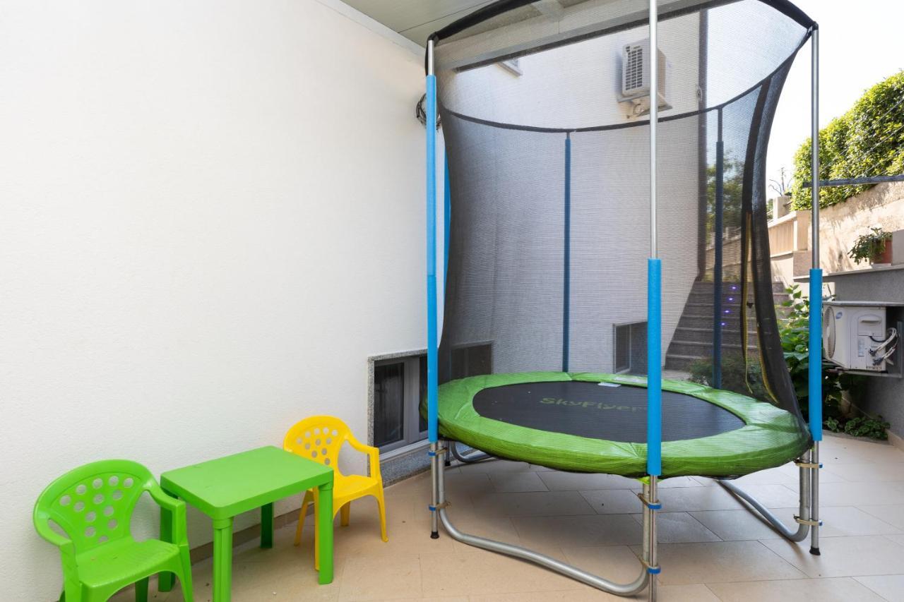 אומיס Apartment Duce 5973B מראה חיצוני תמונה